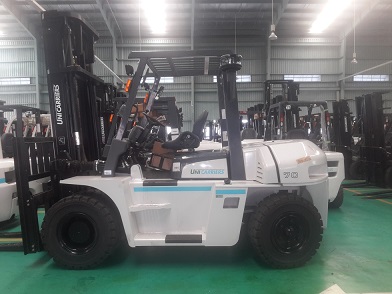 Xe nâng dầu 6 tấn -NISSAN UNICARRIERS CHÍNH HÃNG