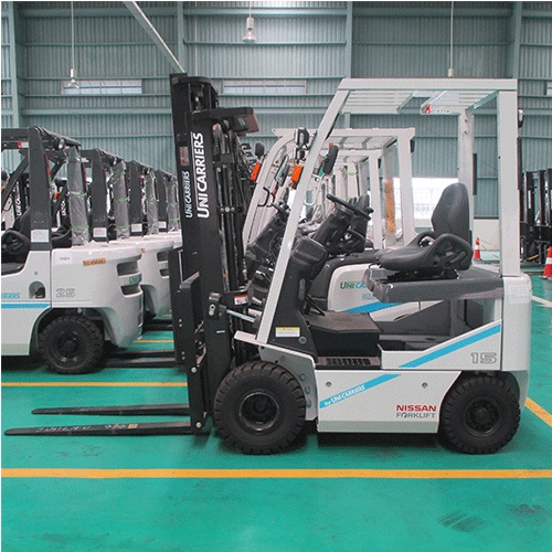 SO SÁNH GIỮA VIỆC MUA XE NÂNG ĐIỆN CŨ NISSAN VÀ MUA XE MỚI UNICARRIERS, 0909856168